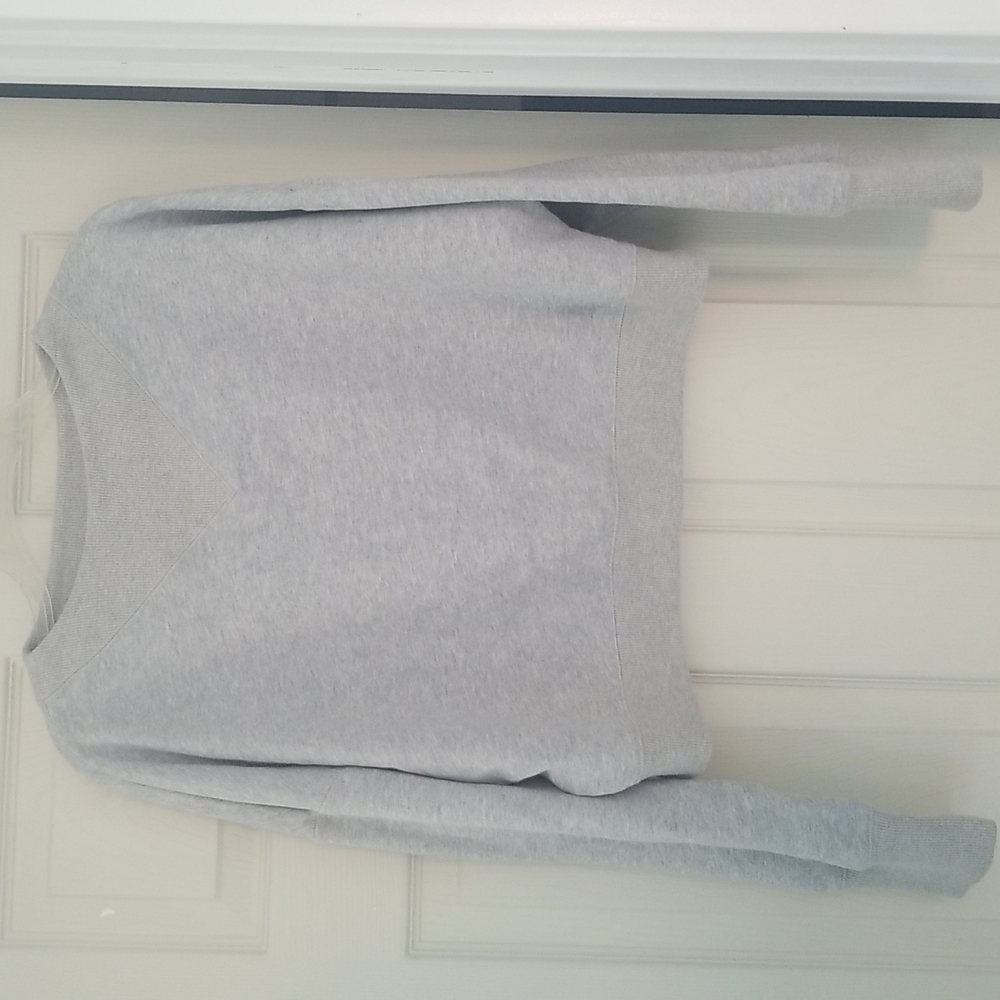 NWOT Anthropologie Postage Stamp 9-H15 STCL gray sweatshirt size M.